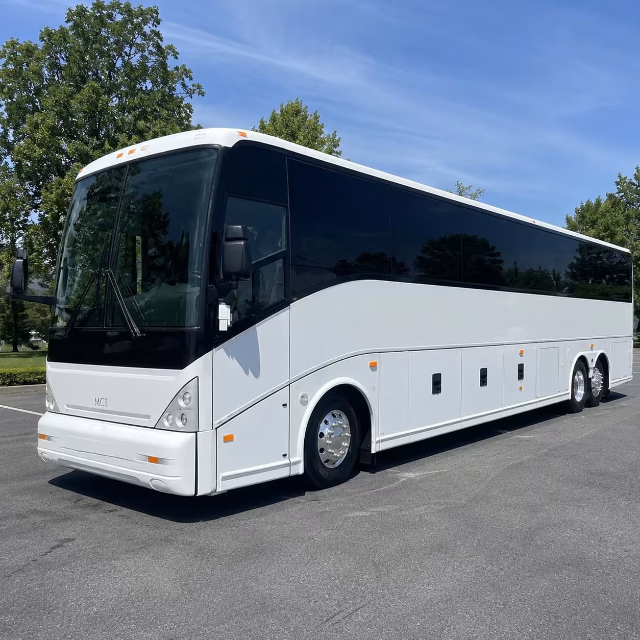 bus rentals for vista concerts music festival