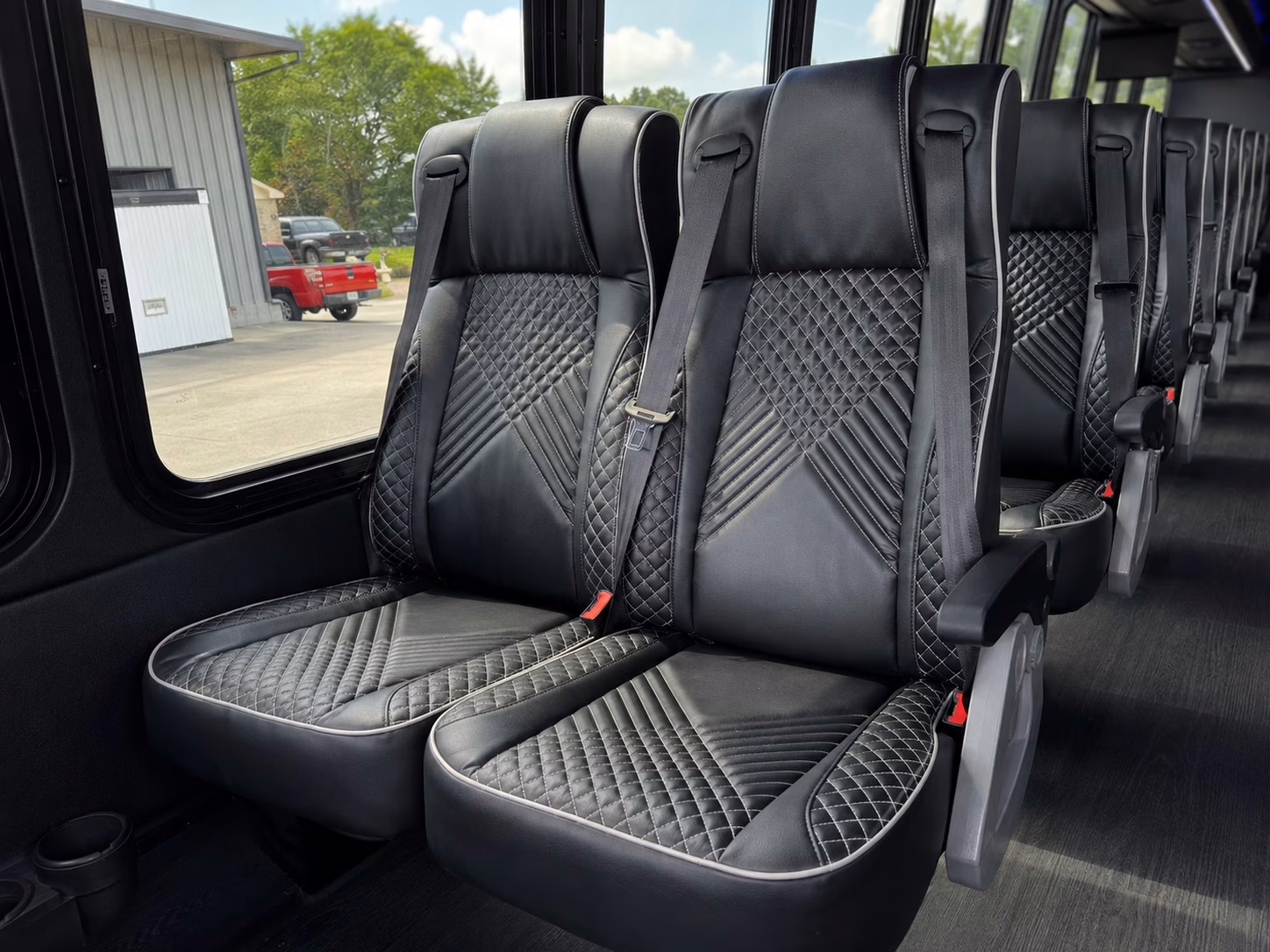 charter bus rentals for large vista wedding guest lists
