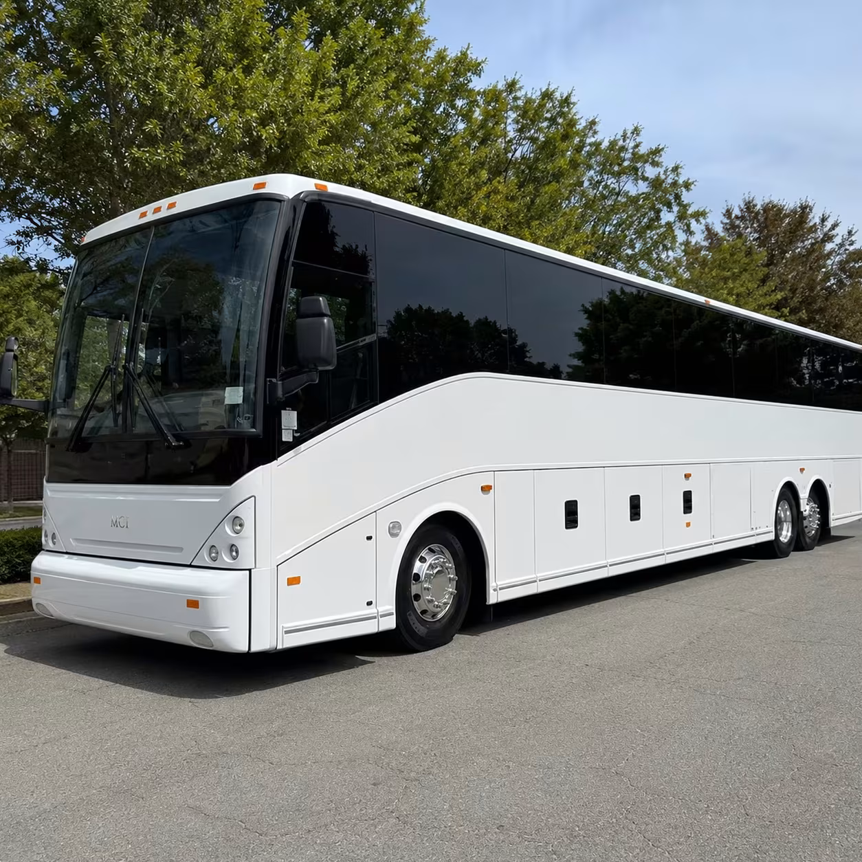 vista charter bus rentals to lax and long beach airport